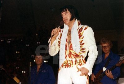 1976flame26.jpg