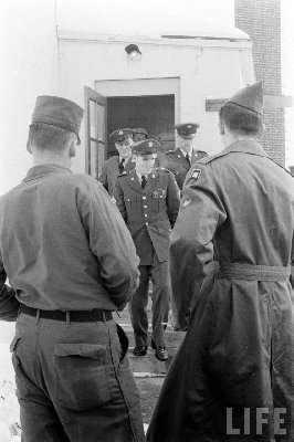 1960armyarrival22.jpg