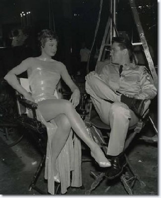 juliet_prowse_elvis_set_gi_blues.jpg