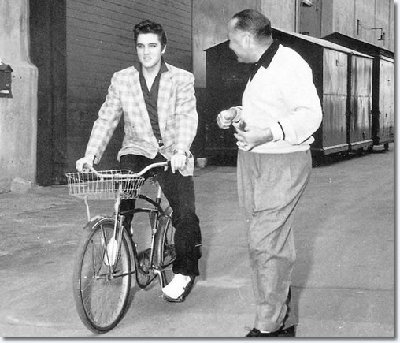 bike_elvis_hal_wallis.jpg