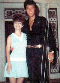 Elvis_rare_graceland_teresa.jpg