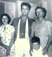 elvis-and-family.jpg
