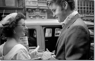 1956_july_1_arriving_the_hudson_theater.jpg