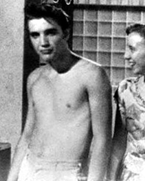 young_elvis13x.jpeg