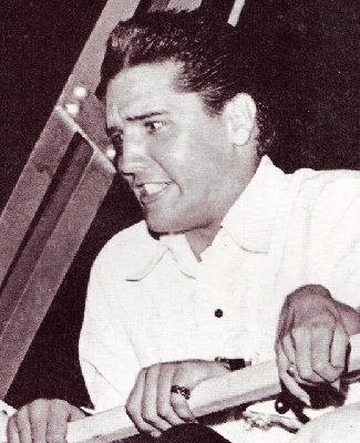 ElvisScared.jpg