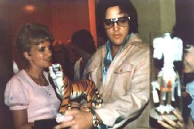 Elvis 1975.jpg