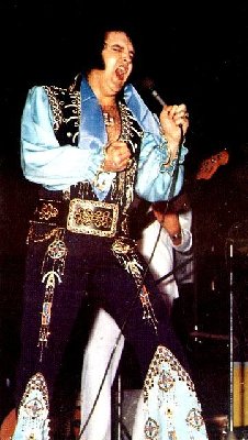 f0130b3ca4d7d2929429c235a5df932a--elvis-presley-st-louis.jpg